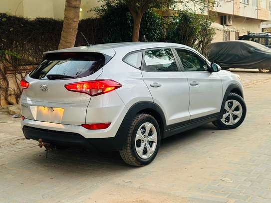 HYUNDAI TUCSON 2016 image 7