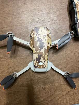 Drone Mavic mini 2 fly image 1