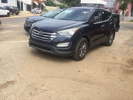 HYUNDAI SANTA FE image 7