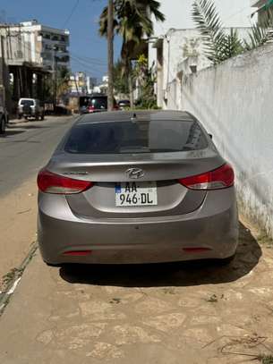 Hyundia elantra image 1