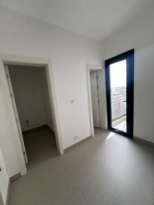 Appartement à louer au point e image 5