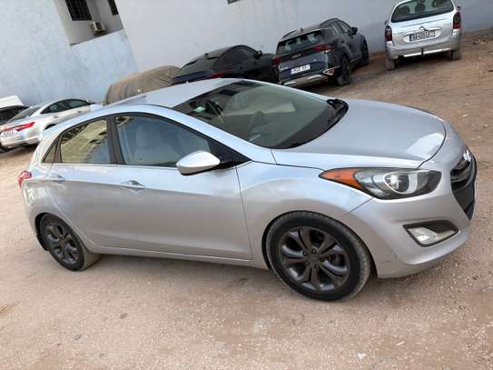 Hyundai Elantra gt image 11