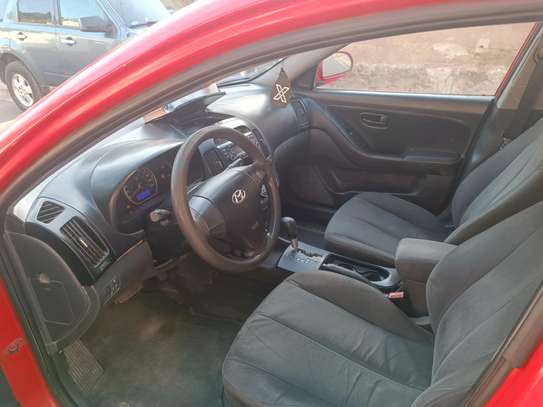 Hyundai Elantra image 7