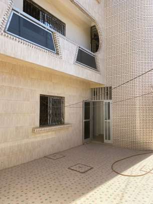 Magnifique villa Cité doudou basse Rufisque image 9