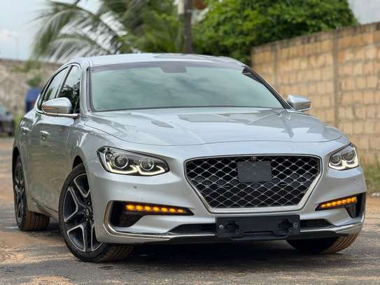 Hyundai grandeur 2018 image 2