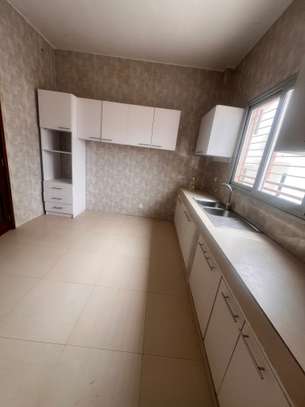 Apt F4 très lumineux à Ngor Almadies image 4