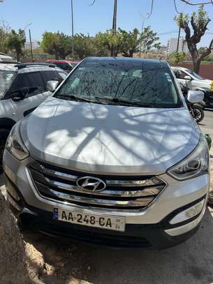 Hyundai Santafe 2014 image 1