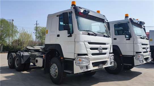Camion tracteur howo 430hp image 3