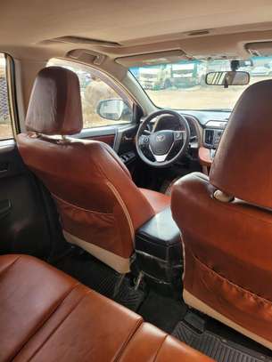Toyota Rav4 2015 image 7