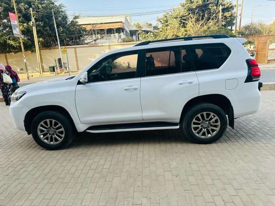 Toyota Prado v6 2019 image 8