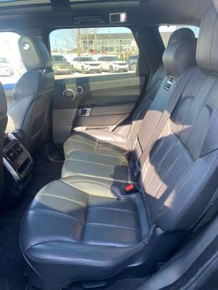 Ranger Rover sport image 7