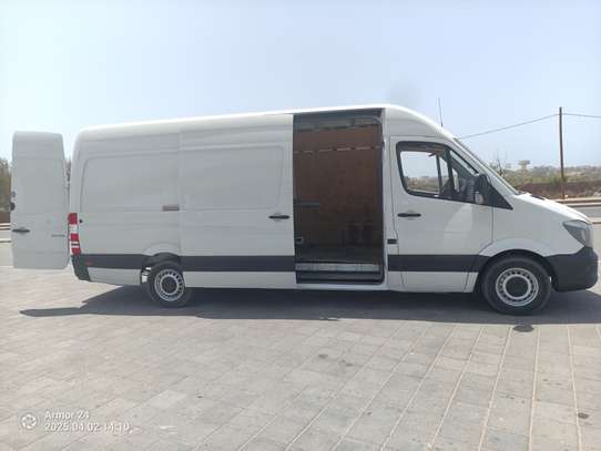 Mercedes Bene Sprinter image 5