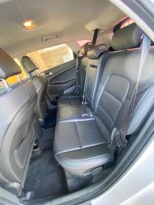 Hyundai Tucson année 2016 FULL OPTION image 7