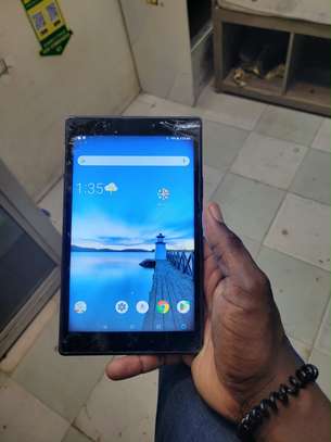 Tablette Lenovo 64gb carte SIM image 4