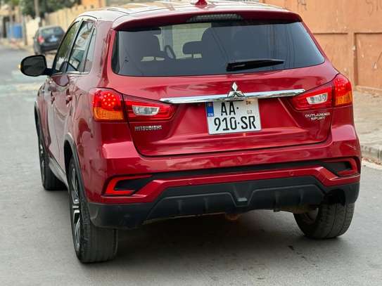 Misthibisi outlander sport image 4