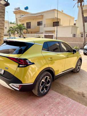 KIA SPORTAGE image 4