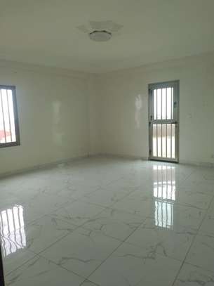 Appartement à louer aux Almadies image 1
