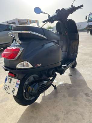 SCOOTER PIAGGIO VESPA image 4