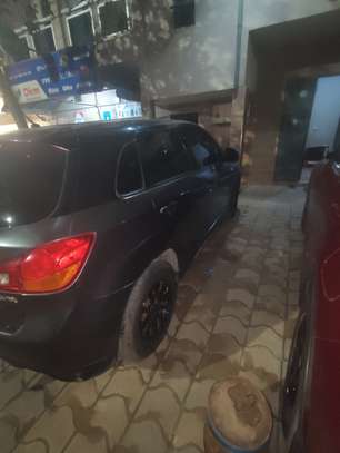 Location voiture SUV Mitsubishi RVR avec chauffeur image 9