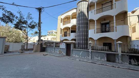 VENTE VILLA MERMOZ / belle opportunité image 2