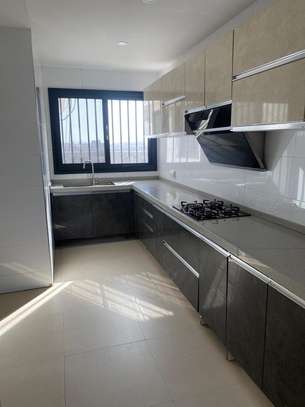 Appartement spacieux à louer yoff onomo image 5
