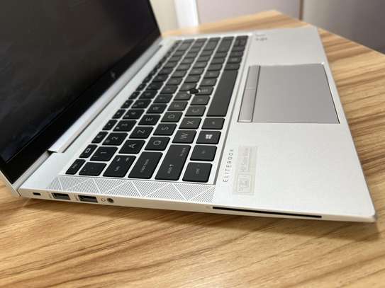 HP ElitBook 840 G7 image 2