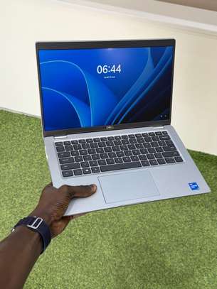 Dell latitude 5420 2in 1 image 3