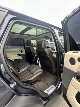 Range Rover sport 2017 Full options image 8