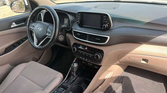 Hyundai Tucson 2.0 Année :*2020*   à négocier image 5