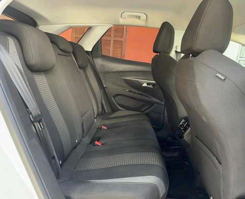 Peugeot 3008 2020 image 8