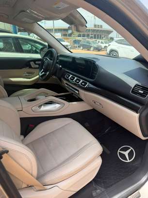 MERCEDES  GLE350  2020 image 13