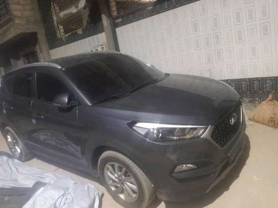 hyundai tucson 2017 image 4