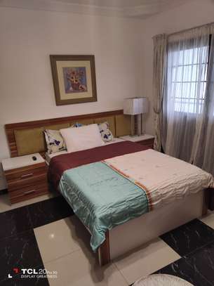 Appartement meublé à louer au Point E image 5