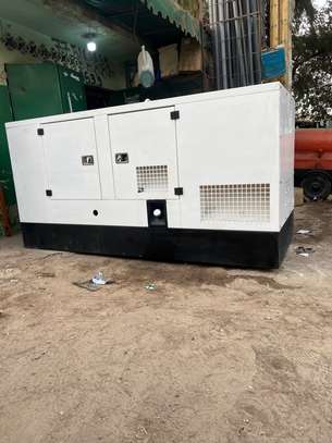Groupe perkins 110 kva silencieux image 1