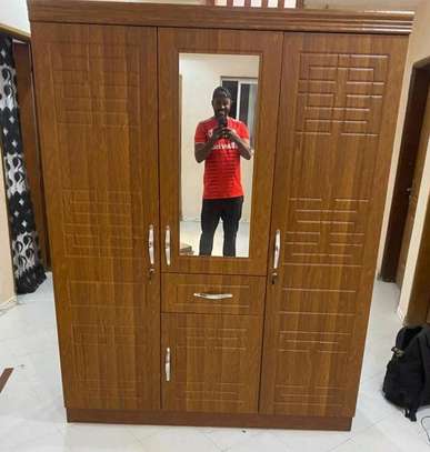 Armoire et coiffeuse image 13