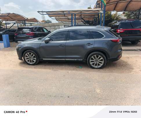 Mazda CX9 image 4