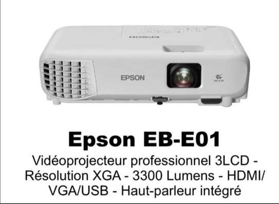Vidéo-projecteur Epson eb-e01 image 1