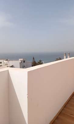Bel appartement spacieux à louer a la Cité Africa image 12