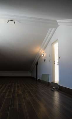 Villa 4 Chambres à Louer – Almadies, Résidence Sécurisée image 12