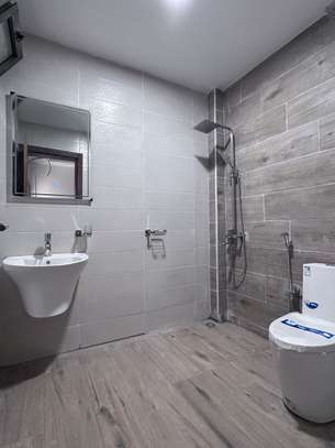 Appartement f4 neuf à louer à Ngor image 9