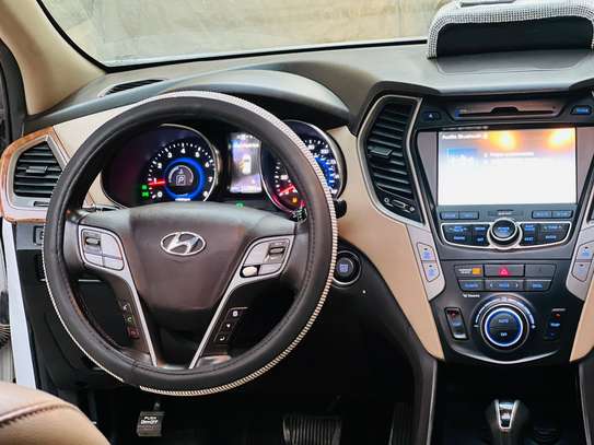 HYUNDAI SANTAFE 2016 image 5