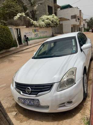 Nissan altima image 6