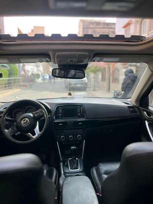 Mazda CX-5 SUV rouge dynamique polyvalent image 7