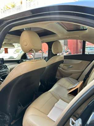 Mercedes C300 image 7