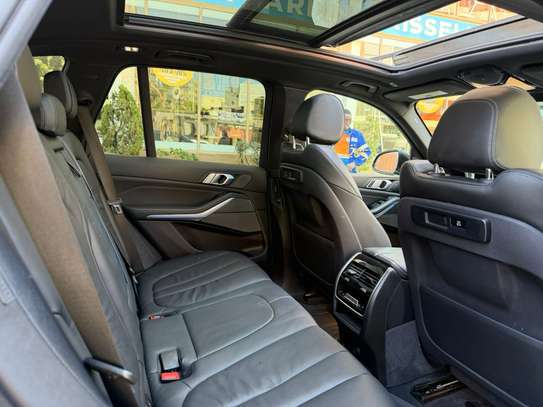 BMW X5 xdrive 40i 2019 image 9