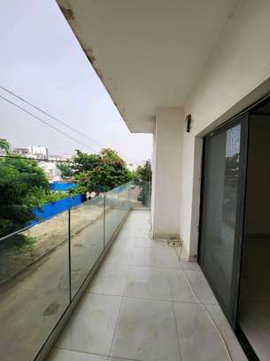 Appartement duplex f4 à Mermoz image 4