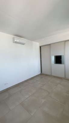 F4 EN DUPLEX VUE/MER A LOUER AUX ALMADIES image 7