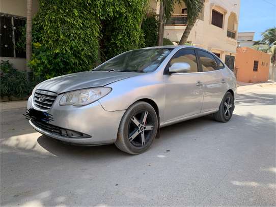 Hyundai Elantra image 1