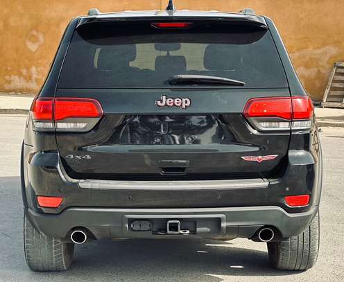 Jeep grand Cherokee trailhawk image 5