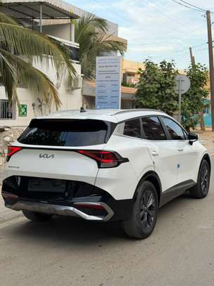 KIA SPORTAGE 2023 image 6